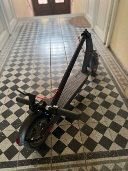 Xiaomi Mi Electric Scooter Pro (M365 Pro) - 17