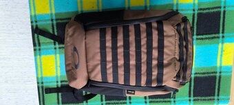ruksak Oakley Urban Path Rc 25L - 17