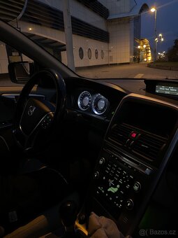 Volvo XC60 2.0d manuál možná výměna - 17