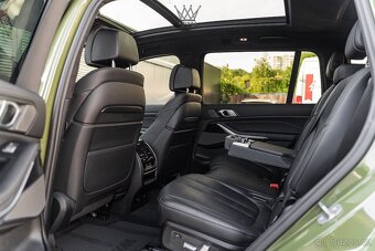 BMW X7 xDrive 40d Individual Alcantara Vzduch DPH - 17