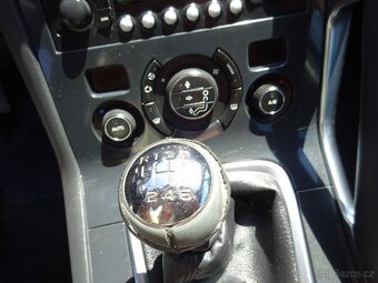 Peugeot 3008 1,6 HDI - 17