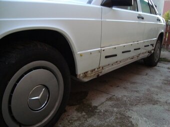 Mercedes Benz 190- W 201 -1988 - 17