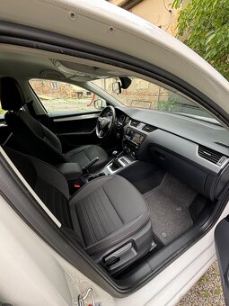 Octavia A7 - 17