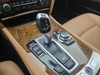 BMW Řada 7, BMW 740i F01 N55 87.000km - 17