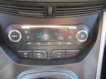 FORD KUGA 2,0 TDCi 110kw 4x4 CZauto 1maj DPH 2016 - 17