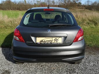 Peugeot 207 1,4 16V Premium - 17
