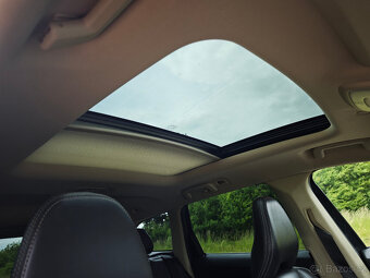 Volvo XC60 2.4 D5 158KW,manuál,R-design,2012,163xxxkm,tažné - 17