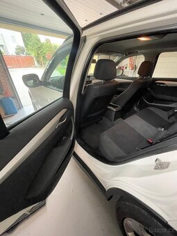 Prodám Bmw X1 nafta, manuál 6 kvalt - 17