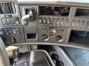 SCANIA R440 - Retarder (Euro5) - 17