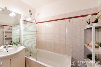 Prodej bytu 2+1 51 m2  Odlehlá, Praha - Vysočany - 17