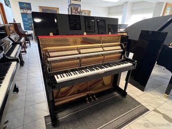 Pianino Petrof opus. 605590 r.v 2006 se zárukou 5 let. - 17