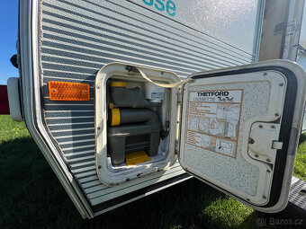 Karavan Beyerland Vitesse 430TM, osoby, předstan - 17