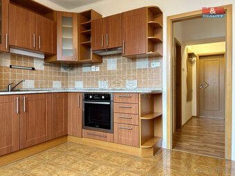 Pronájem bytu 3+1, 68 m², Klatovy, ul. Měchurova - 17