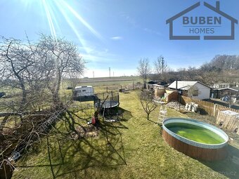 Rodinný dům (3 bytové jednotky) se zahradou 625 m2 - Cheb -  - 17
