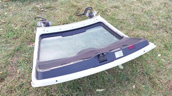 BMW E39 – DVEŘE KUFRU TOURING - 17