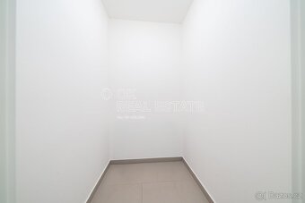 Apartmán 2+kk s lodžií a garážovým stáním u Máchova jezera v - 17
