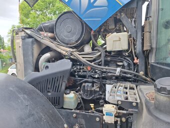 NEW HOLLAND T8010 4X4 - 17