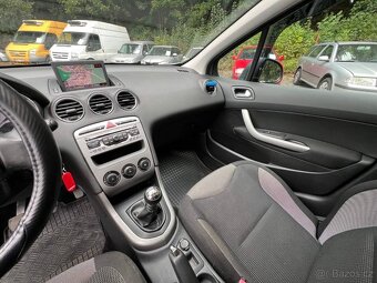 Peugeot 308 1.6 115kW serviska 2010 140 tkm STK 9/27 navi - 17