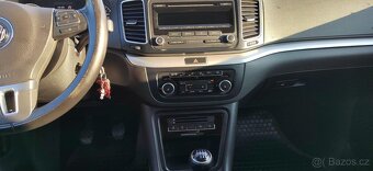 Volkswagen Sharan - 17