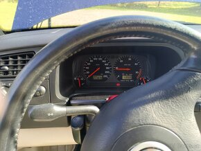 Golf 3.5 cabrio 1.9 nafta 81kw - 17