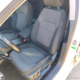 Volkswagen Passat B7 2.0TDI 103kw,poctivých 316tkm - 17
