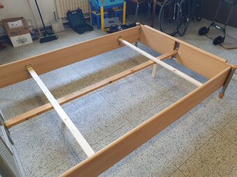 postel + rošt + matrace - 17