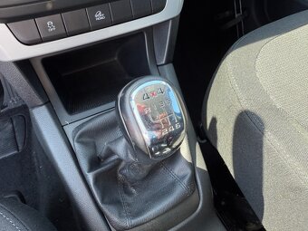 Škoda Yeti 2.0 TDi 103kW 4x4 1-Majitel BEZ KOROZE - 17