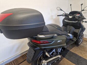 Piaggio MP3 500 LED ESP USB 6/2016 - 17