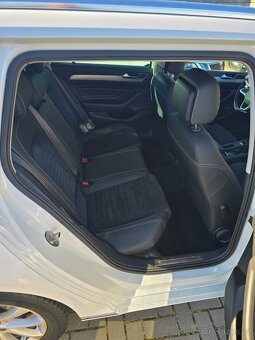 VW Passat 2,0 tdi 110kw HIGHLINE KAMERA - 17
