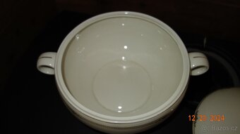 PORCELÁNOVÝ SERVIS THUN TK  24 ks - 17