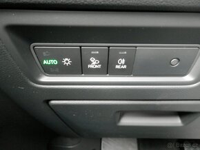 VW Touareg 3.0TDi 210Kw, Panorama, 1. maj. ČR, DPH - 17