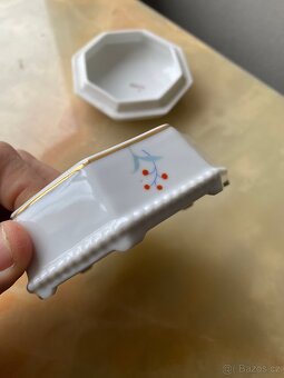 Porcelánové Krabičky A Figurky Royal Dux & Pirkenhammer - 17