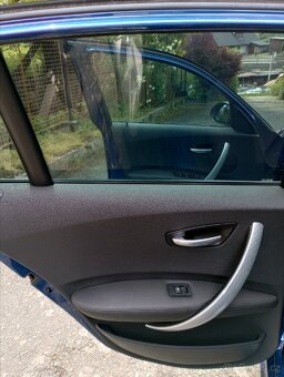 BMW 130i manuál - 17