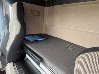 MAN TGS 28.500 6x4 třístranný sklápěč Bordmatic RETARDER - 17