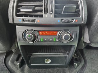 BMW X5 3.5D 210KW, 4X4, TAŽNÉ 3.5T, ŠÍBR - 17