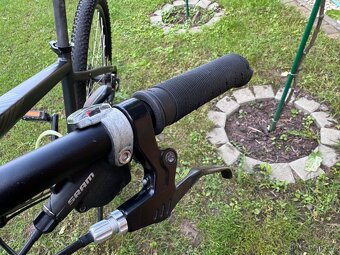 Jízdní kolo horské MTB vel 27,5 junior B'TWIN - 17