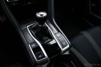 Honda Civic 1.5 DOHC VTEC Turbo Elegance - 17