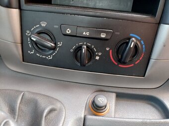 PEUGEOT EXPERT TEPEE 2,0HDI 88kW 120PS 2007 JEZDI - 17