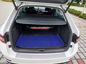Škoda Superb TDI, DSG, Webasto - 17