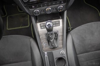 Škoda Octavia Combi SCOUT2.0 TDI DSG 4x4 - 17