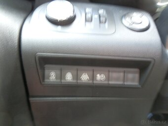 Opel Combo 1,5 CDTi LIFE, AUTOMAT - 17