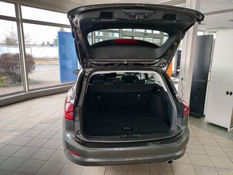 Nový Ford Focus Kombi Titanium - 17
