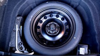 Golf VII 2.0 TDi HIGHLINE - 17