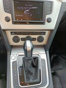 Prodám VW Passat B8 kombi 2.0BiTDI 176kW 4motion, Webasto - 17