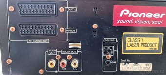 PIONEER CLD - 600 (PAL systém) - 17