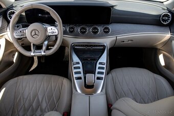 Mercedes-Benz AMG GT Mercedes- 43 4MATIC A/T - 17