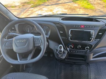 Iveco Daily 2.3 klima automat 6miestne - 17