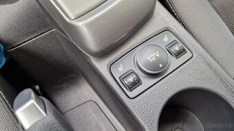 Ford Focus Rv.2012 benzín 123tkm - 17