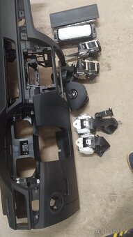 Airbagová sada Škoda Superb 3 na všechny modely - 17