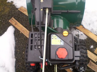 sněžná fréza Yard-Man - 17